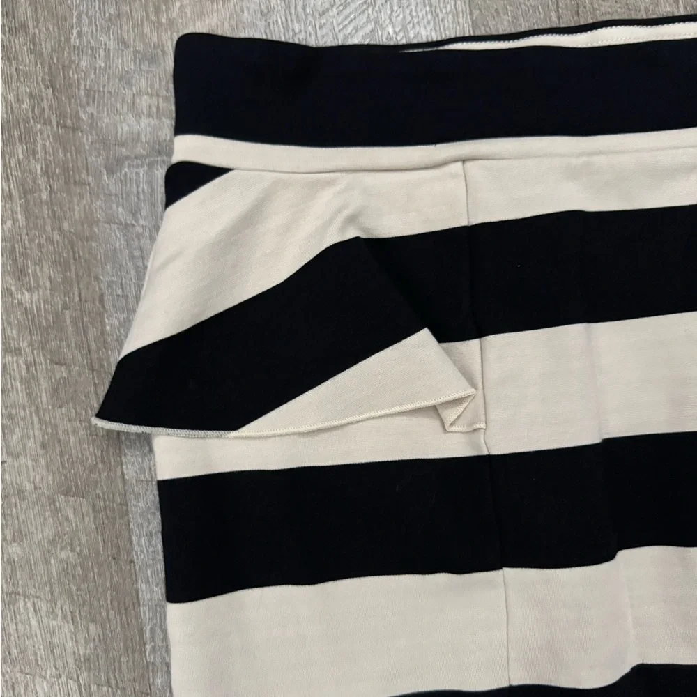 Kensie Peplum Stripe Mini Skirt Sz L